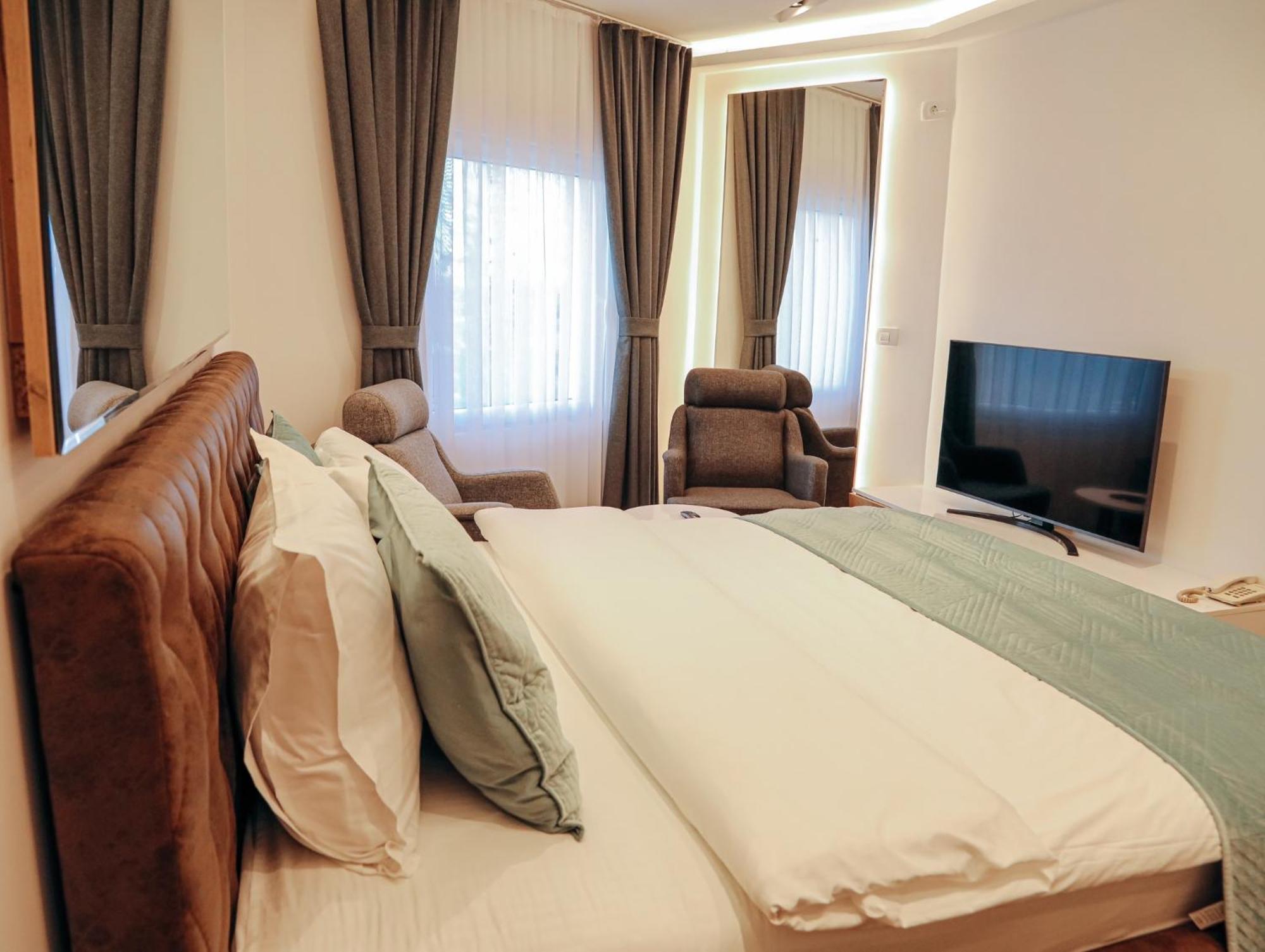 Hotel Europa 92 Ferizaj Eksteriør bilde